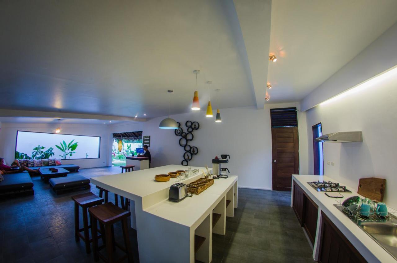 Palaka Resort General Luna  Ngoại thất bức ảnh